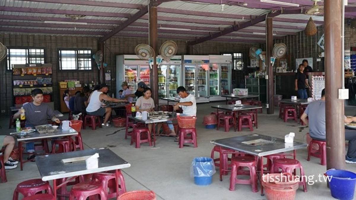 店址位在嘉義東石，店面很通風，不怕悶熱。（圖片來源：TISS玩味食尚）