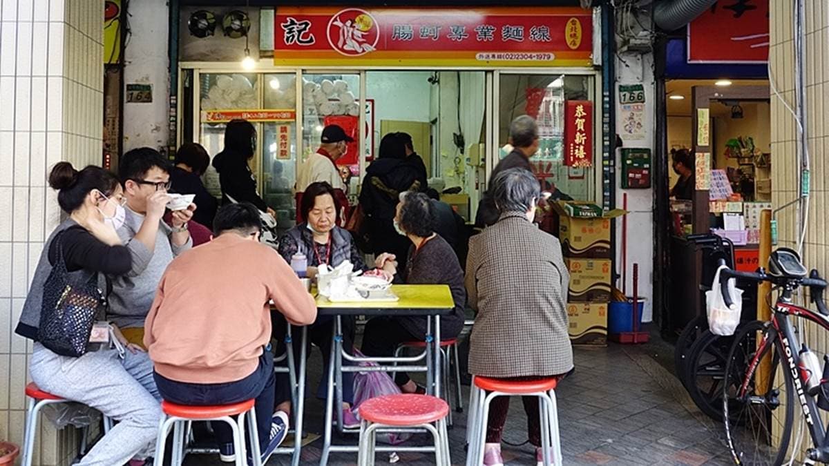 店家位置鄰近台北捷運龍山寺站。（圖片來源：PEKO の Simple Life）