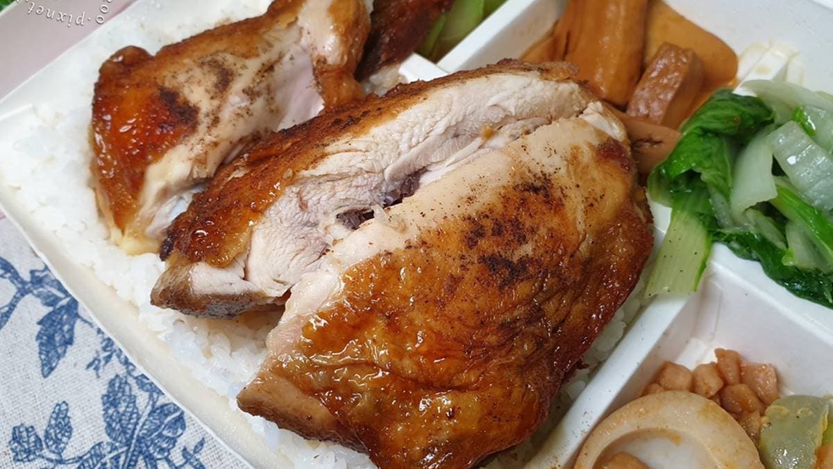 雞腿外酥帶著微微的膠質感，肉質鮮美，吃起來很不錯。（圖片來源：米寶麻幸福滿載）