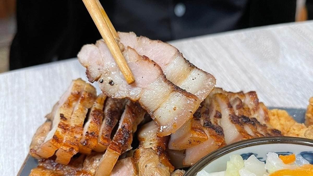 鹹豬肉吃起來又嫩又Ｑ，且不死鹹。（圖片來源：阿輝的美食生活）