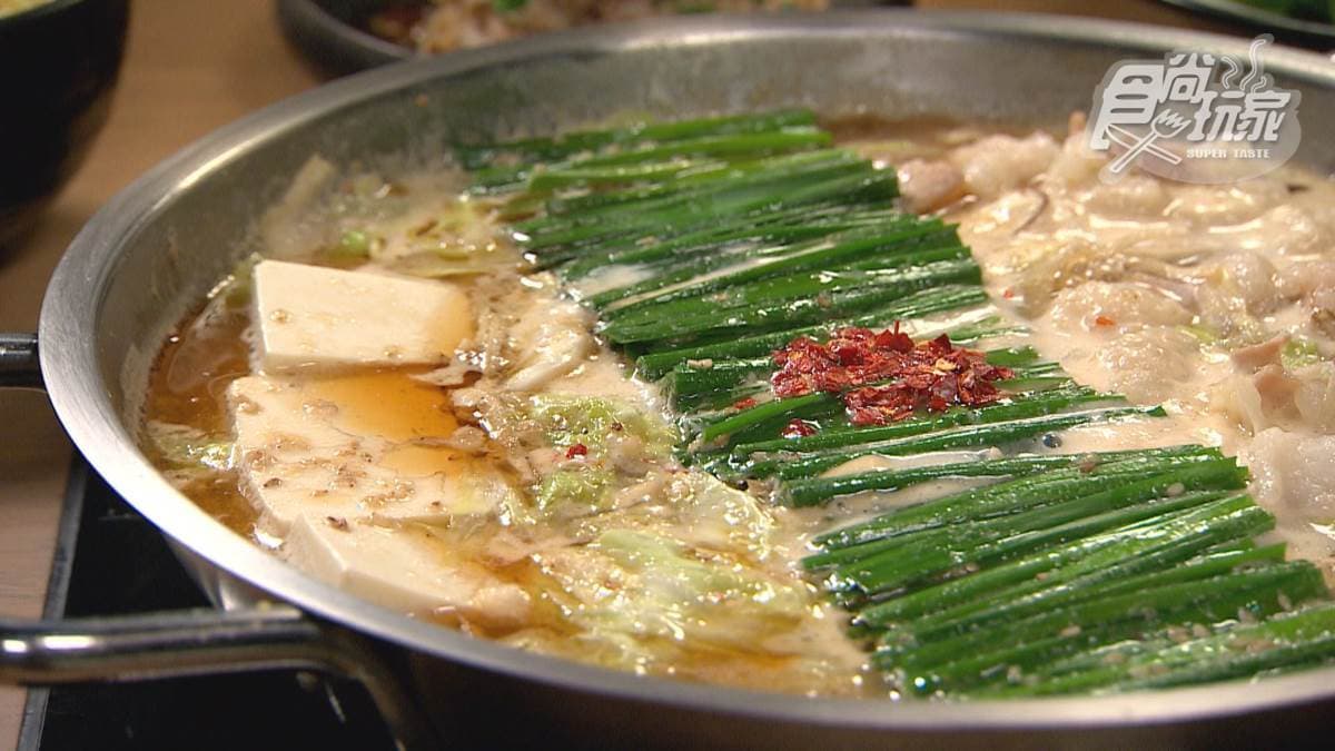 湯頭加入滿滿韭菜，香氣很濃郁。