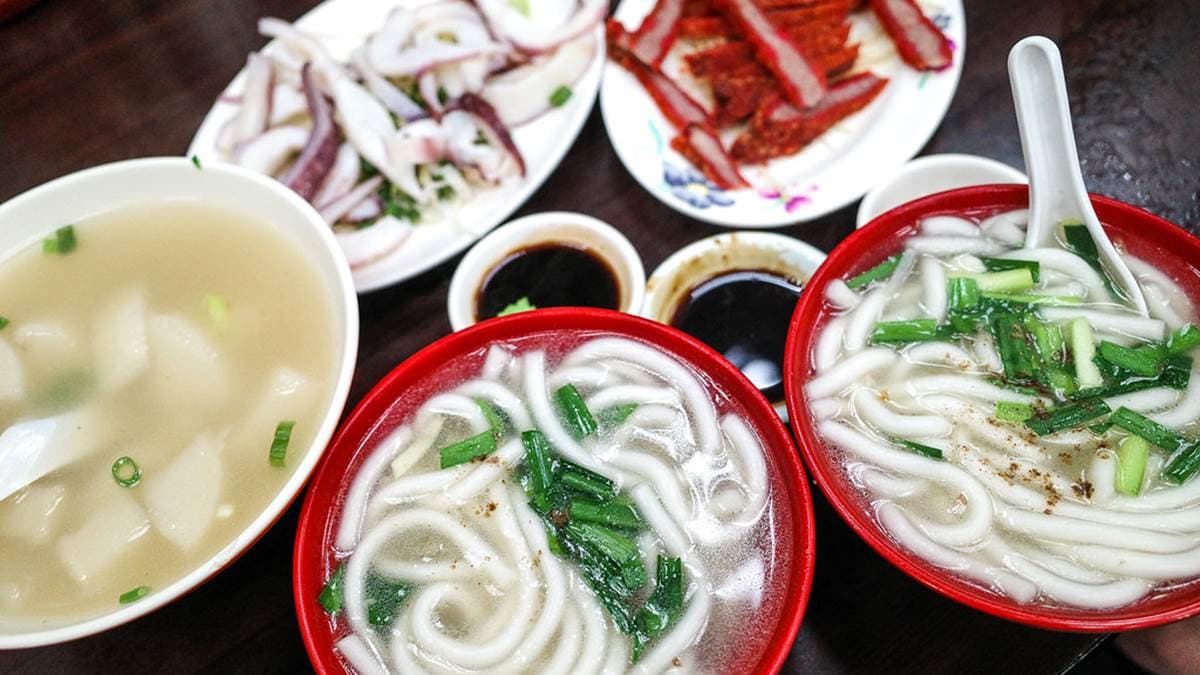 點完米苔目後，還可以再多點幾道小菜一起吃。（圖片來源：陳小可的吃喝玩樂）