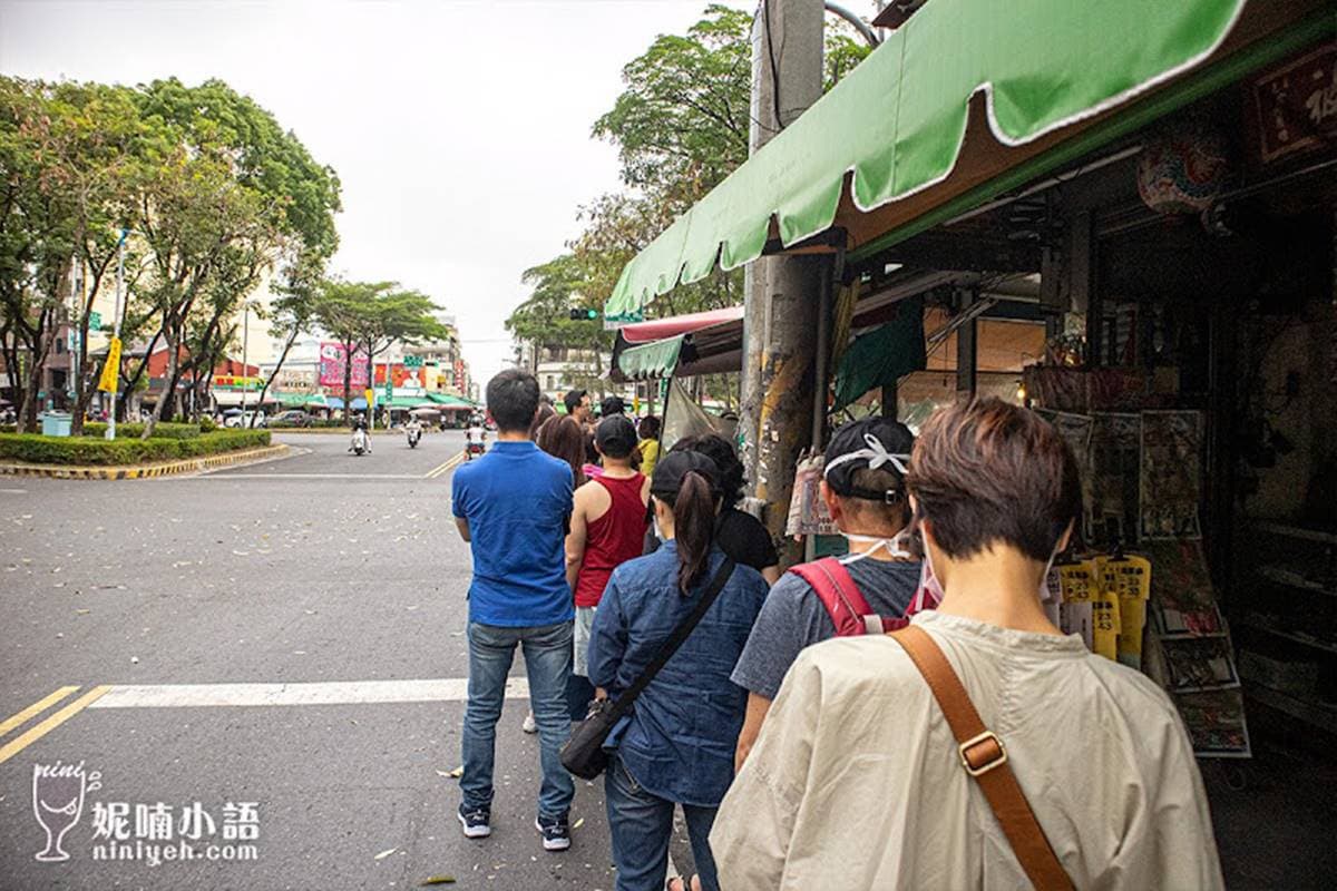 嘉義人的下午茶!老字號「魯熟肉」開賣2小時搶光,必嘗「地瓜味豬血糕」 嘉義人的下午茶!老字號「魯熟肉」開賣2小時搶光,必嘗「地瓜味豬血糕」