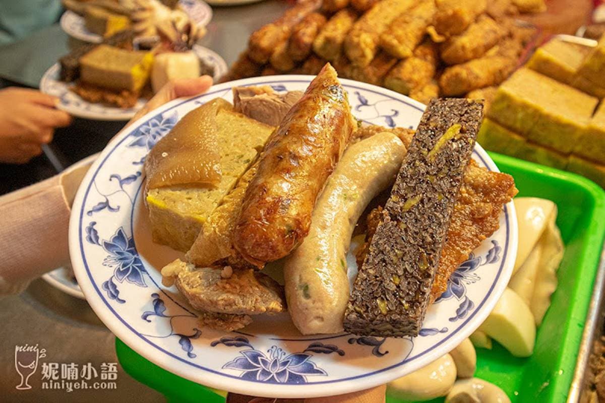 嘉義人的下午茶!老字號「魯熟肉」開賣2小時搶光,必嘗「地瓜味豬血糕」 嘉義人的下午茶!老字號「魯熟肉」開賣2小時搶光,必嘗「地瓜味豬血糕」