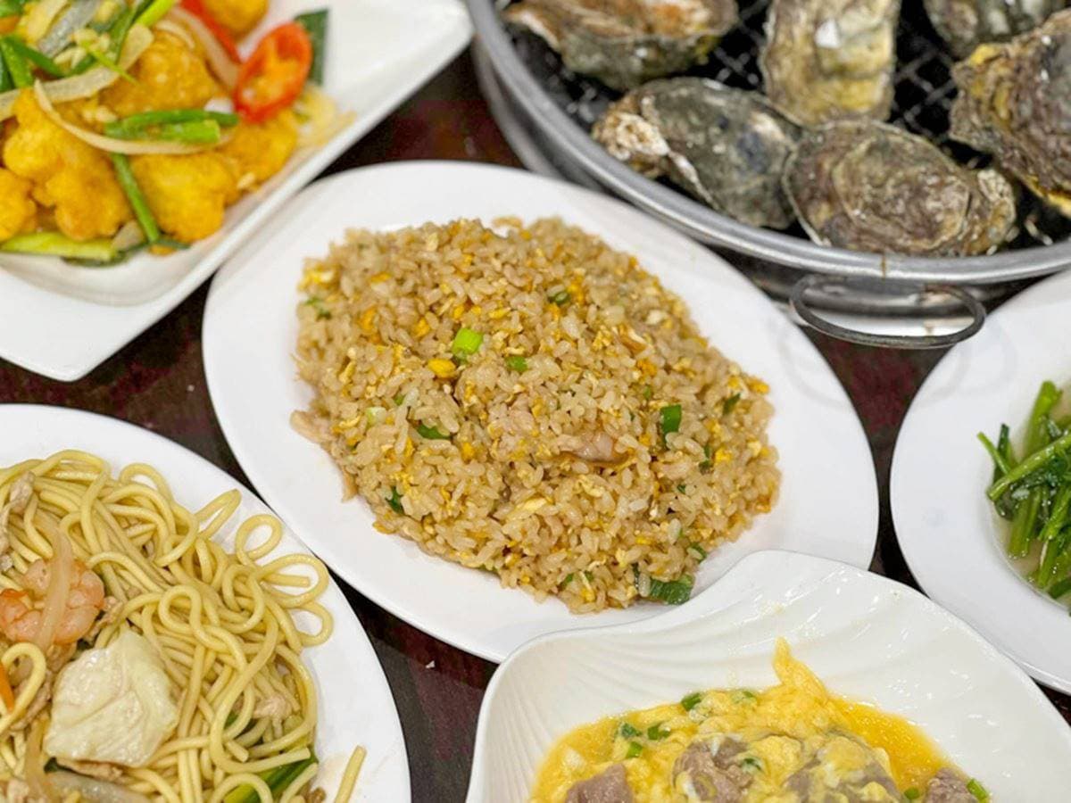 200元烤蚵無限嗑到爽!大顆肥美直逼50元銅板,再吃80元炒飯麵、平價熱炒 200元烤蚵無限嗑到爽!大顆肥美直逼50元銅板,再吃80元炒飯麵、平價熱炒