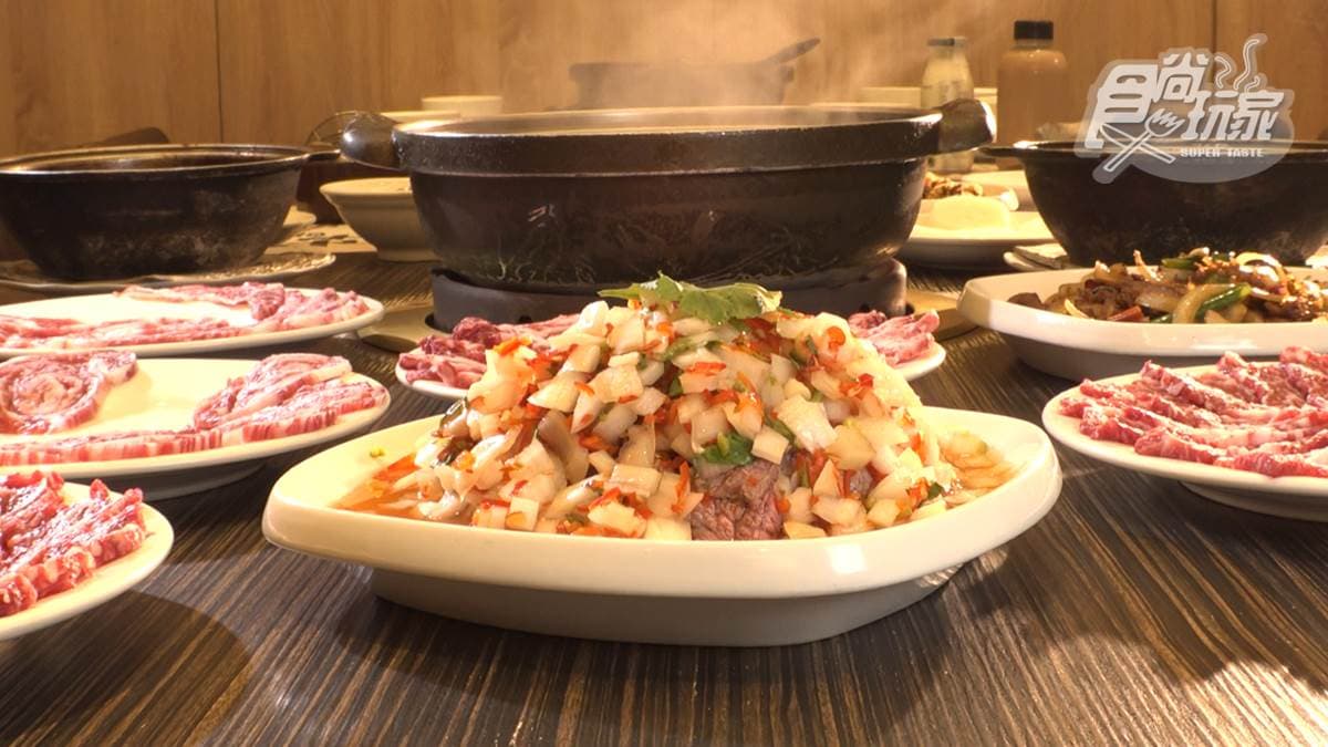 「泰式涼拌牛肉」酸爽開胃。