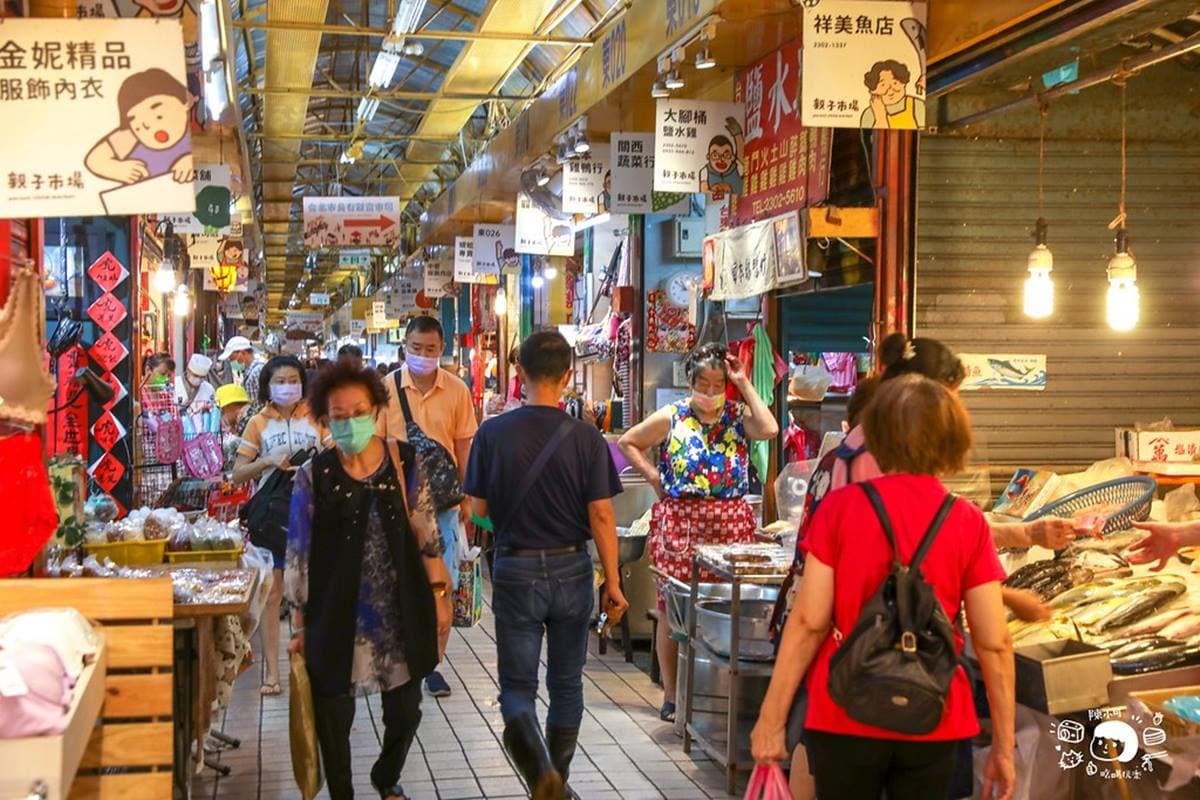 挖掘台北寶藏美食！新富市場４必吃：超高CP值壽司、海鮮炸物攤、手工粿老店（中獎公布）