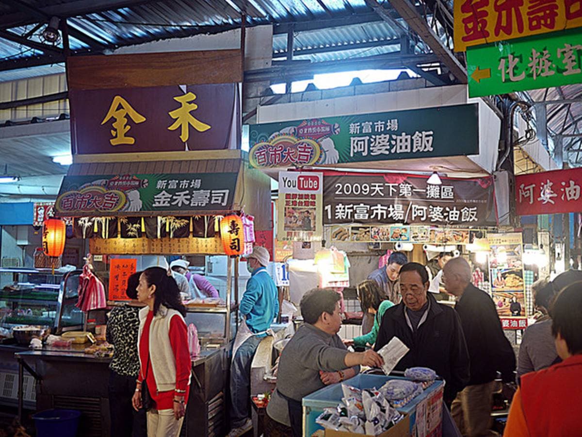 挖掘台北寶藏美食！新富市場４必吃：超高CP值壽司、海鮮炸物攤、手工粿老店（中獎公布）