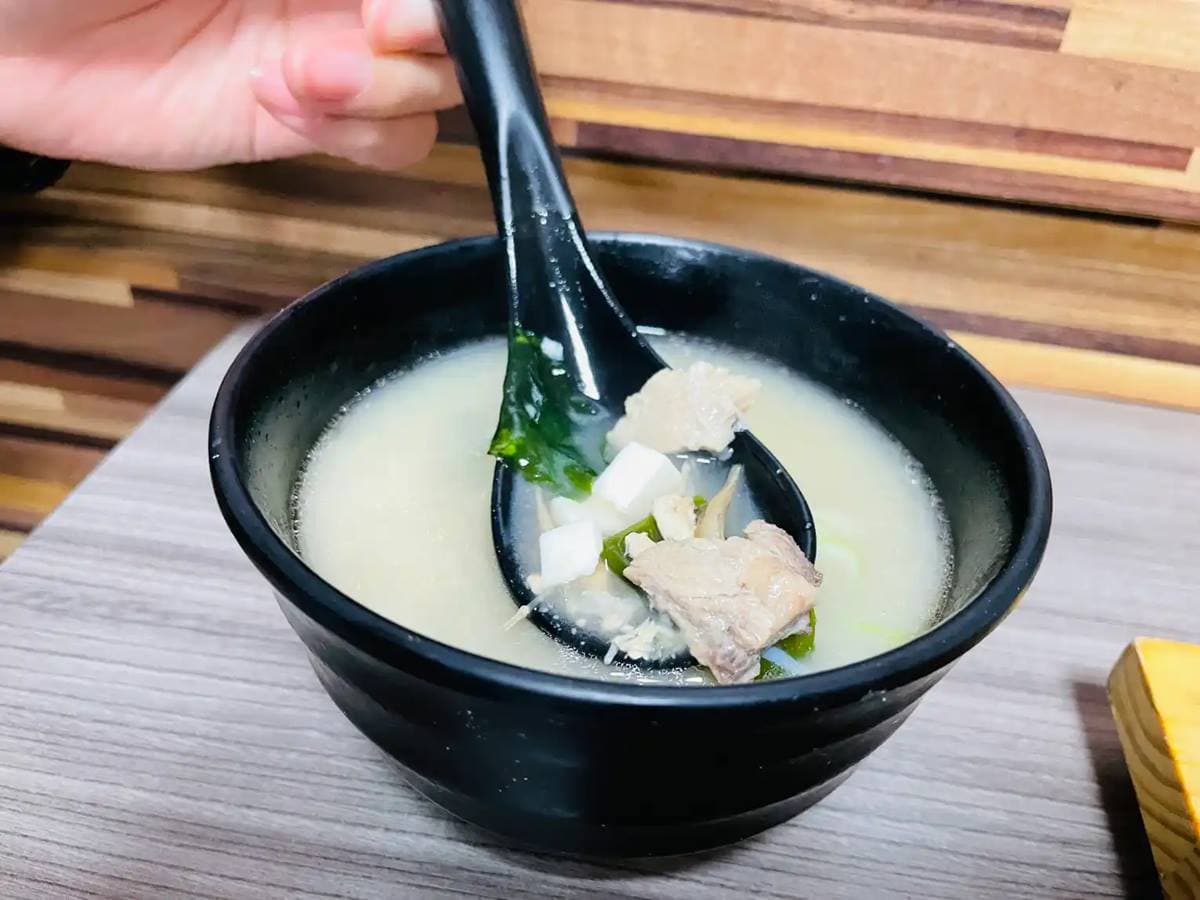 挖掘台北寶藏美食！新富市場４必吃：超高CP值壽司、海鮮炸物攤、手工粿老店（中獎公布）