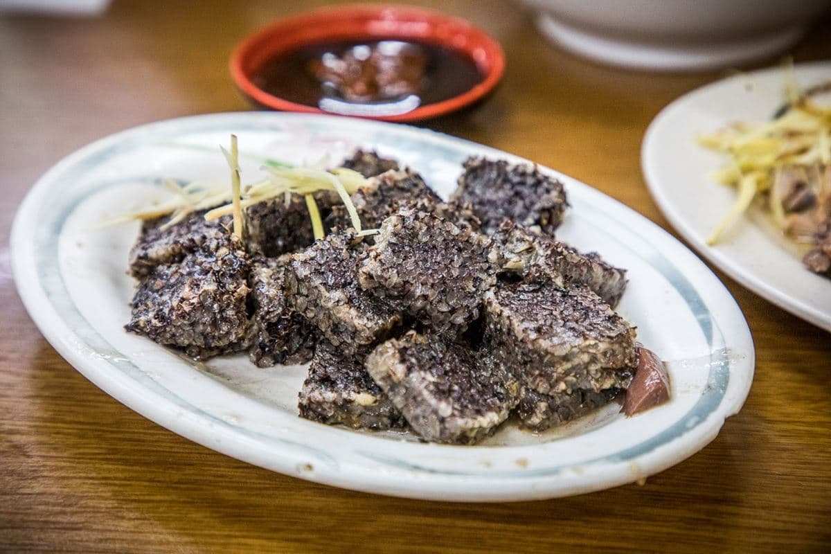 飄香75年老字號!銅板價「當歸鴨麵線」在地人早餐激推,百元鴨肉CP值超高 飄香75年老字號!銅板價「當歸鴨麵線」在地人早餐激推,百元鴨肉CP值超高