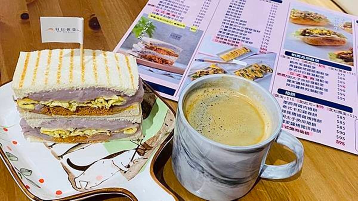 招牌必點「芋泥相遇吐司」，使用純正大甲芋頭，吃起來不會太甜。（圖片來源：大海愛上藍天旅遊日記分享）