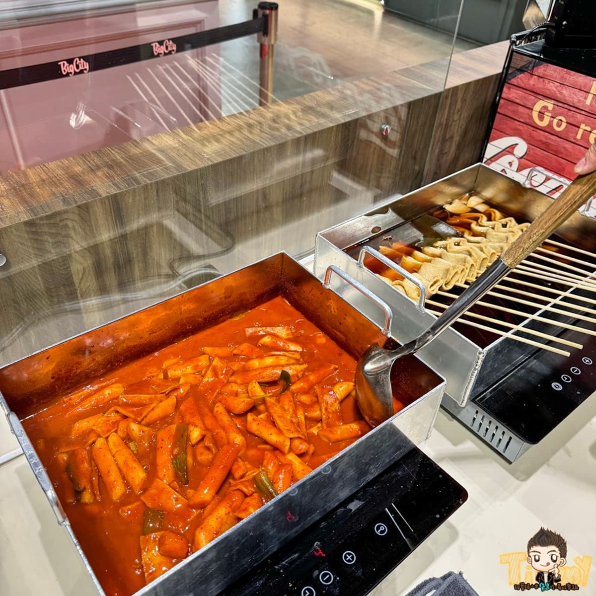【新開店】韓國夯店首度來台！爽嗑20公分長條披薩，牽絲起司瀑布邪惡爆表