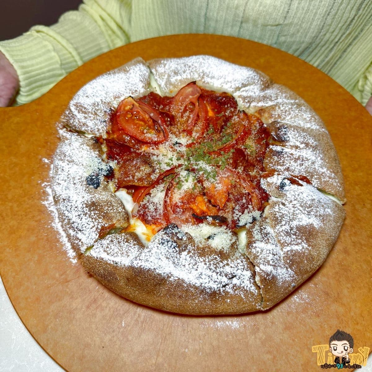 【新開店】韓國夯店首度來台！爽嗑20公分長條披薩，牽絲起司瀑布邪惡爆表