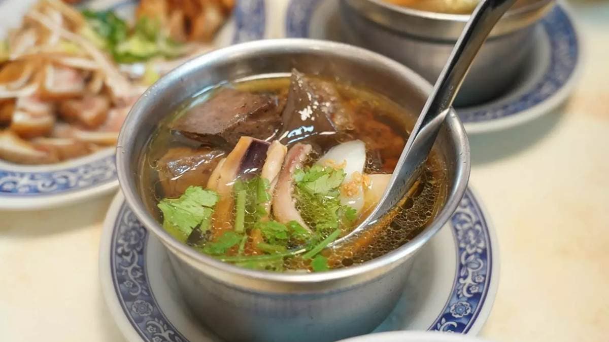 除了招牌的鮮肉湯圓，這裡也有賣佛跳牆。（圖片來源：跳躍的宅男）