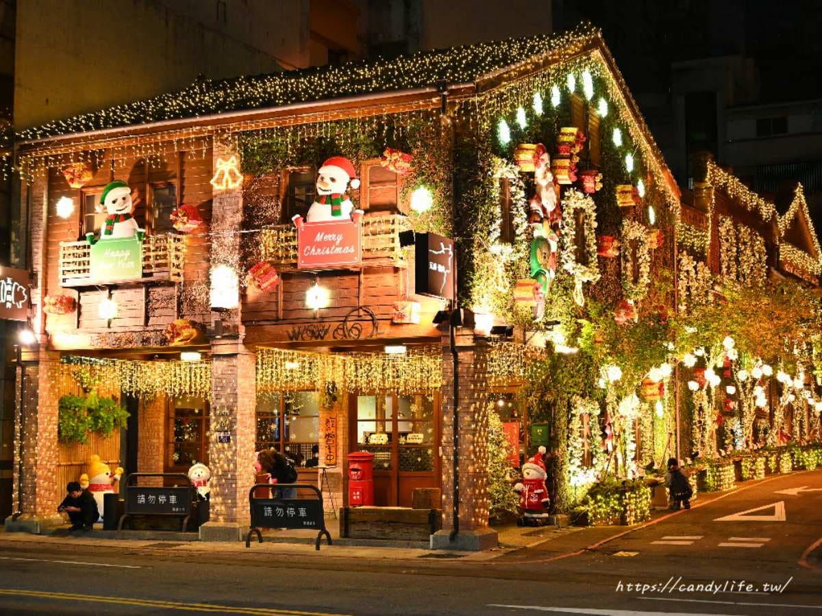 「全台最美薑餅屋」在台中!老宅燒肉店大變身,免費拍超萌雪人、聖誕老公公 「全台最美薑餅屋」在台中!老宅燒肉店大變身,免費拍超萌雪人、聖誕老公公