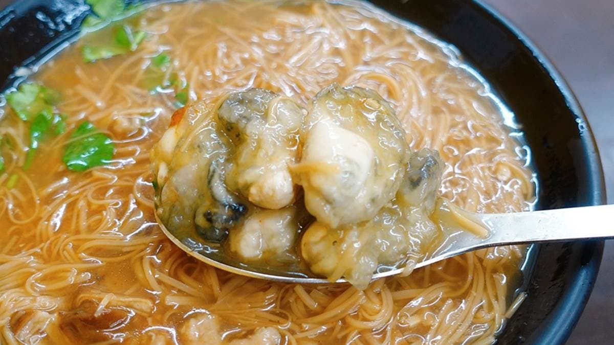 蚵仔非常飽滿，每一顆都很大顆。（圖片來源：瑋瑋美食萬歲）