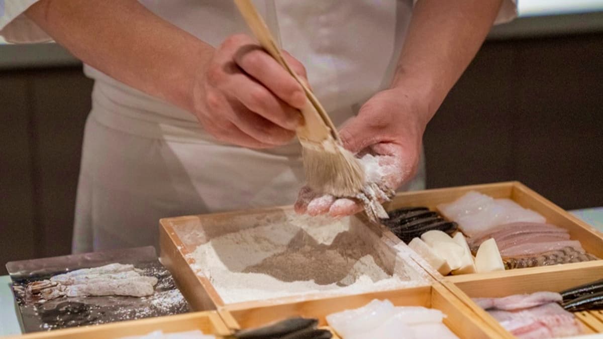 「牡丹天ぷら」是全台目前唯一１家米其林摘星的天婦羅店。（圖片來源：算命的說我很愛吃）