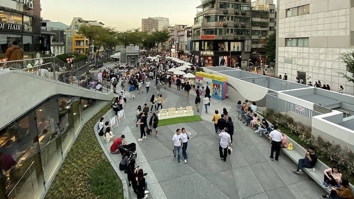 有趣市集不定期會在「心中山線形公園」舉辦市集活動。（圖片來源：有趣市集）
