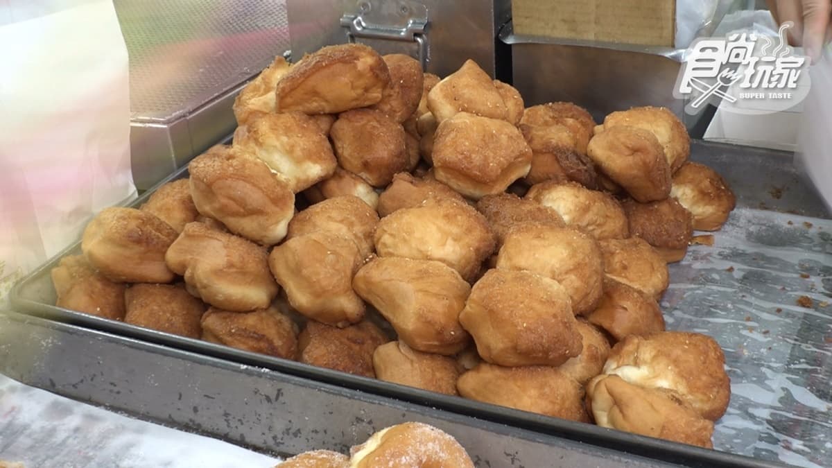 「雙胞胎」加入牛奶和燕麥製作，口感很鬆軟。