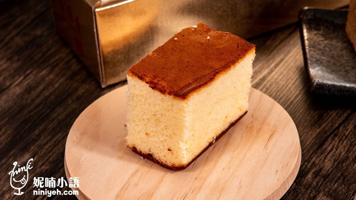 蜂蜜蛋糕吃起來有點糯軟，但彈性十足。（圖片來源：妮喃小語）