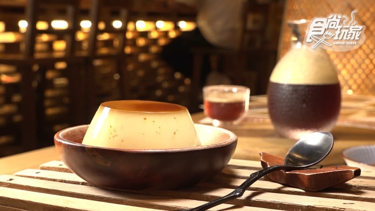 「鍋蒸布丁」香氣濃郁，焦糖甜而不膩。