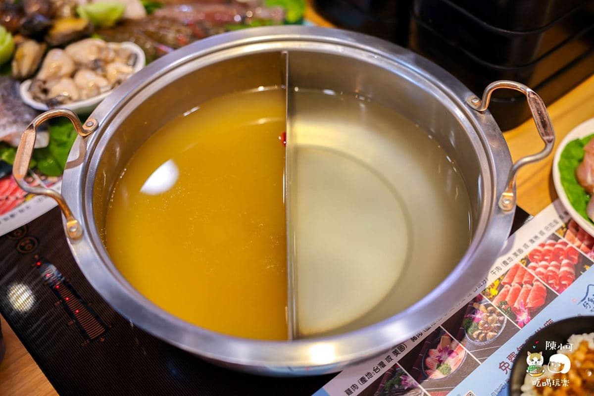 挑戰新北最便宜！299元起高CP值火鍋吃到飽，11種肉、10種海鮮無限續