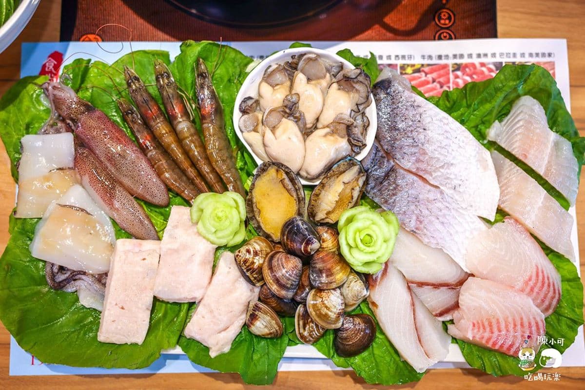 挑戰新北最便宜！299元起高CP值火鍋吃到飽，11種肉、10種海鮮無限續