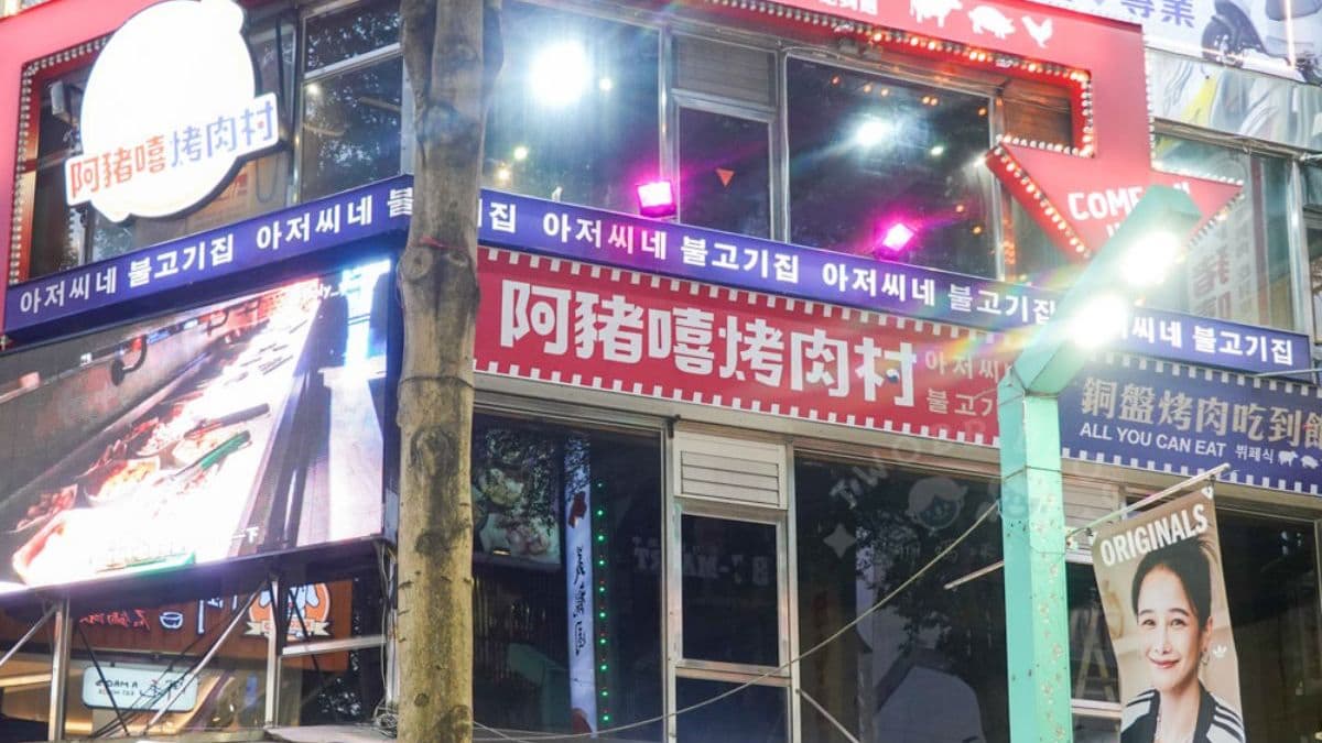 餐廳位在３樓，沿著１樓指標搭乘電梯即可到達。（圖片來源：1個媽咪2個寶）