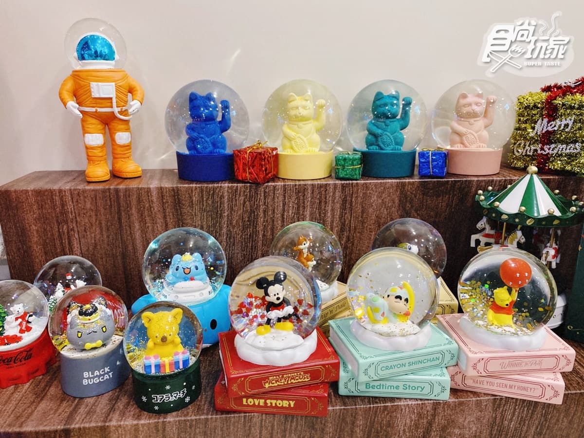 小新、史努比、招財貓款!7-11最美14顆聖誕水晶球,再收三麗鷗抓抓機公仔 小新、史努比、招財貓款!7-11最美14顆聖誕水晶球,再收三麗鷗抓抓機公仔