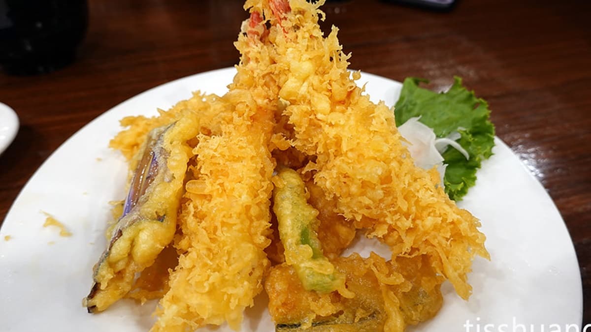 明蝦天婦羅很大隻，口感好。（圖片來源：TISS玩味食尚）