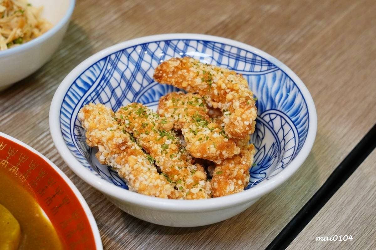 免費加飯、加醬吃到飽！板橋夯翻「佛系咖哩」CP值超高，焦糖布丁、炸物必點