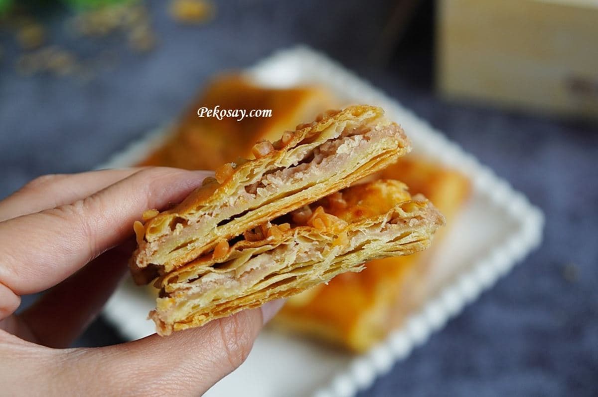 比排隊鳳梨酥難買！板橋限量「小潘芋頭酥」每片20元，酥皮＋顆粒芋泥超欠吃