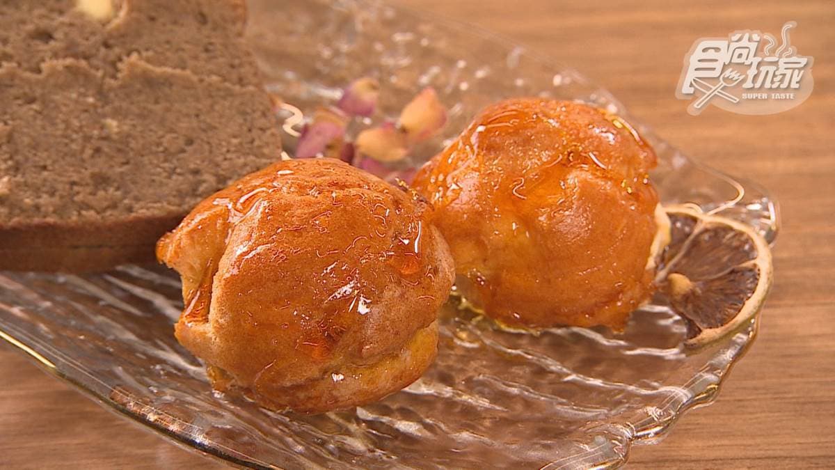 「脆糖泡芙」有紅烏龍、原味２種。