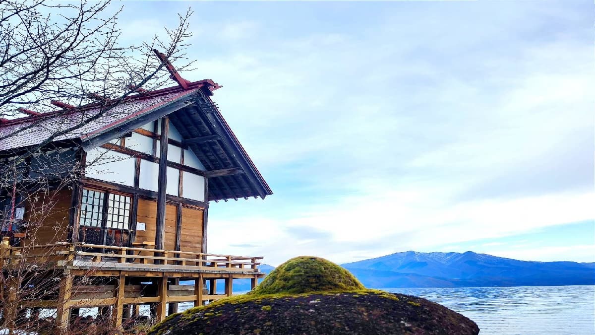 田澤湖風光明媚，也是日本最深的湖泊。