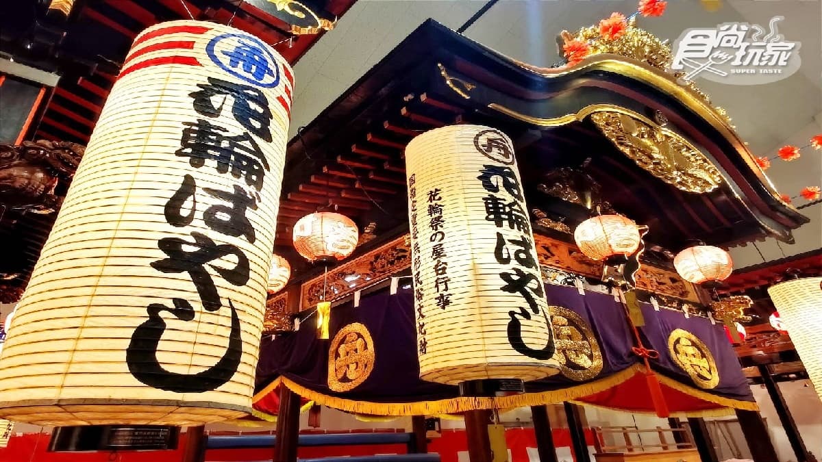 鹿角市在每年8月19日及20日會舉辦祭典「花輪ばやし」。