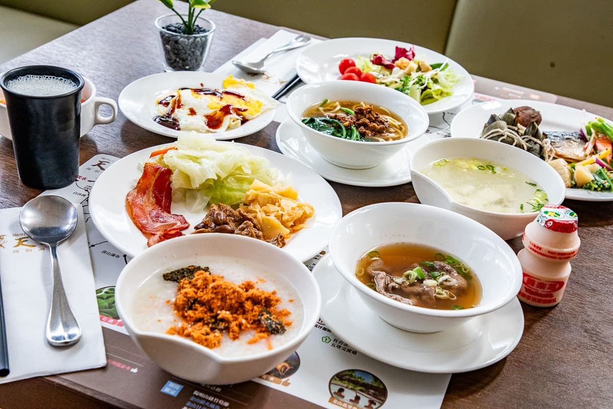 北部最大2000坪溫泉樂園!陽明山「最美溫泉飯店」,爽玩滑水道、泡白磺湯 北部最大2000坪溫泉樂園!陽明山「最美溫泉飯店」,爽玩滑水道、泡白磺湯