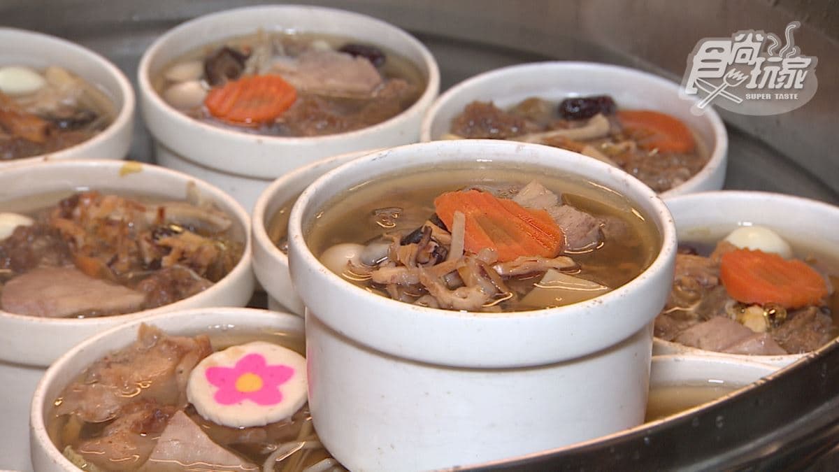 「佛跳牆+滷肉飯」百元有找!整碗澎派配料撈不完,在地人激推佛系美食 「佛跳牆+滷肉飯」百元有找!整碗澎派配料撈不完,在地人激推佛系美食