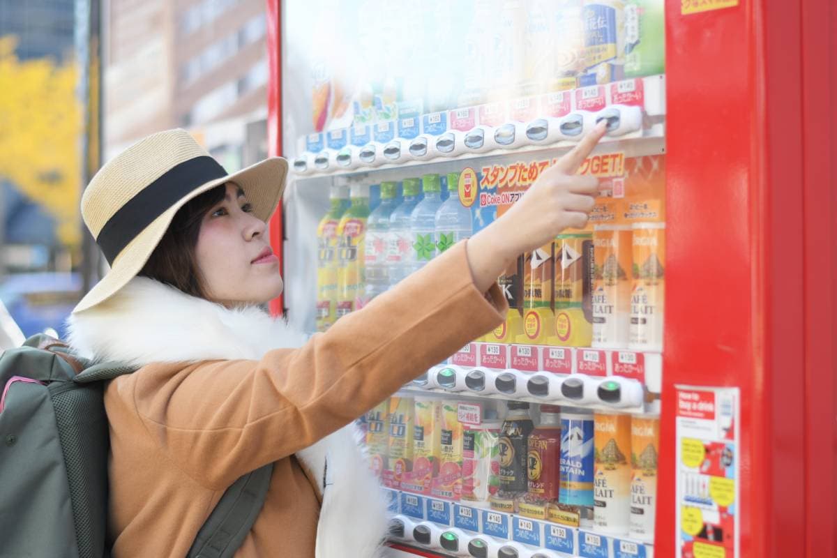 「自動販賣機」原來不是日本人發明!第一台居然在「這國家」,賣的還是聖水 「自動販賣機」原來不是日本人發明!第一台居然在「這國家」,賣的還是聖水