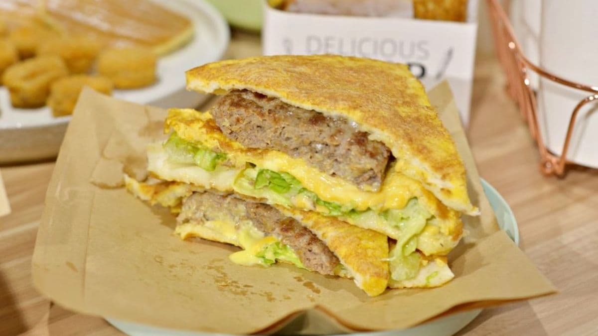 肉肉控必點「超厚牛肉起司」，吃得到牛肉的濃郁多汁。（圖片來源：吃貨的藏寶箱）