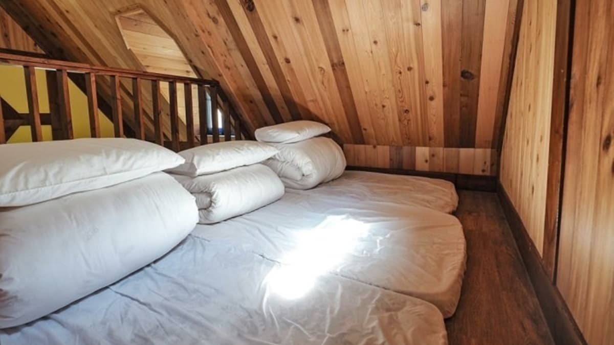 閣樓很像祕密基地。（圖片來源：蔣妮の冰斗人生）