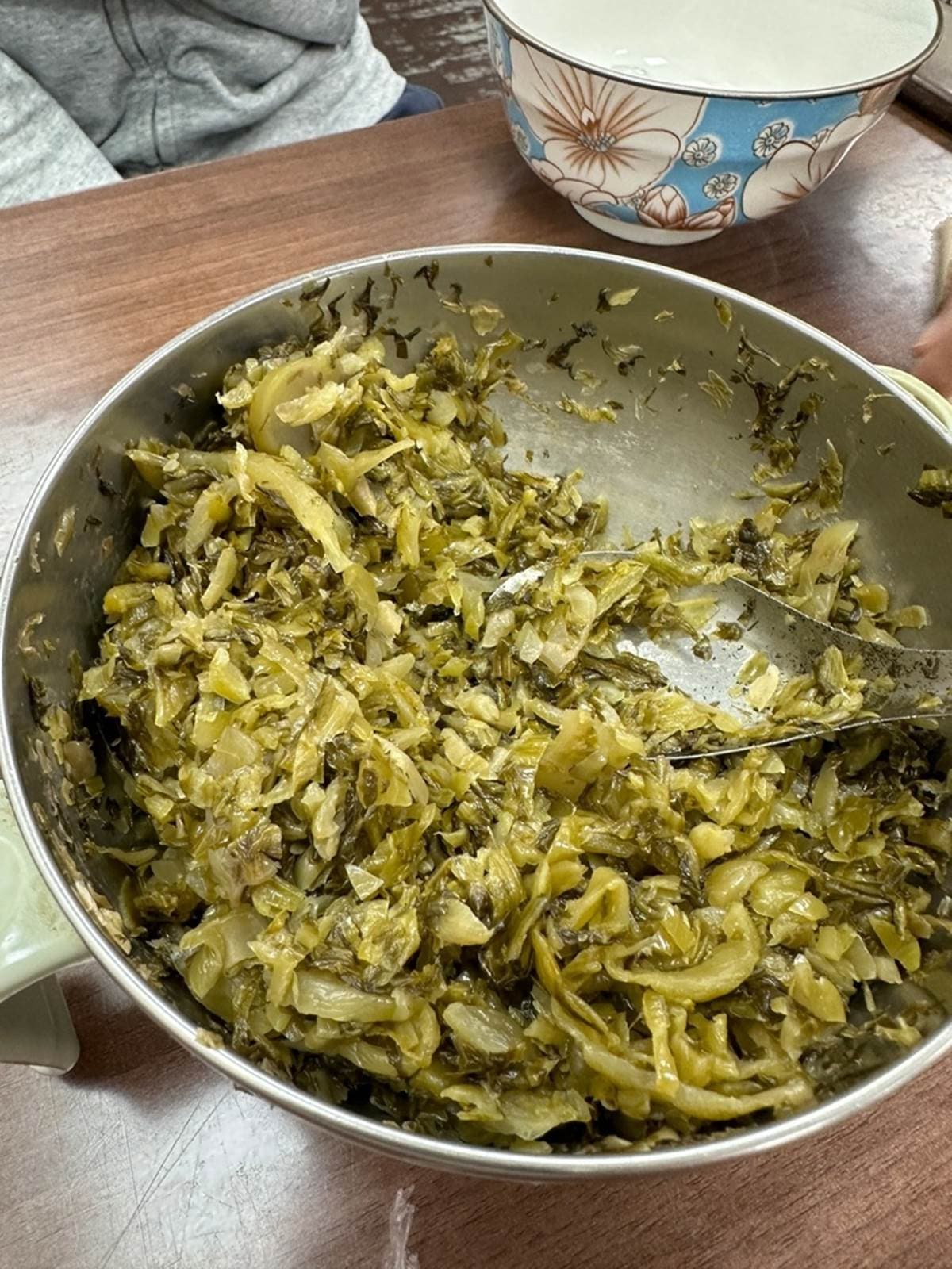 大碗滿滿２人才吃得完！台北「CP值爆表牛肉麵」藏信義區，內行小資才知道