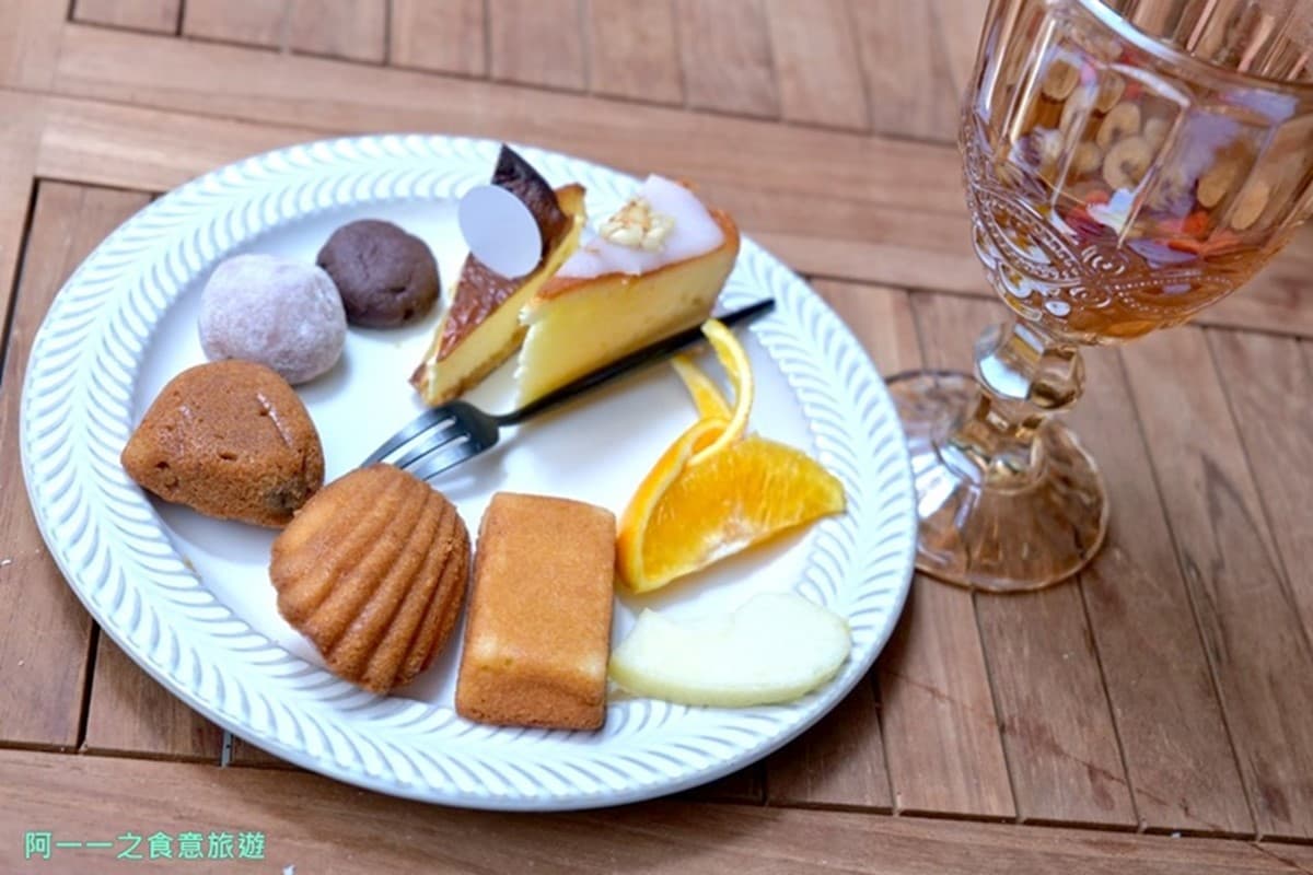 溪頭最貴民宿開箱!睡祕境Villa樓中樓,爽嗑無菜單料理、泡無邊際泳池 溪頭最貴民宿開箱!睡祕境Villa樓中樓,爽嗑無菜單料理、泡無邊際泳池