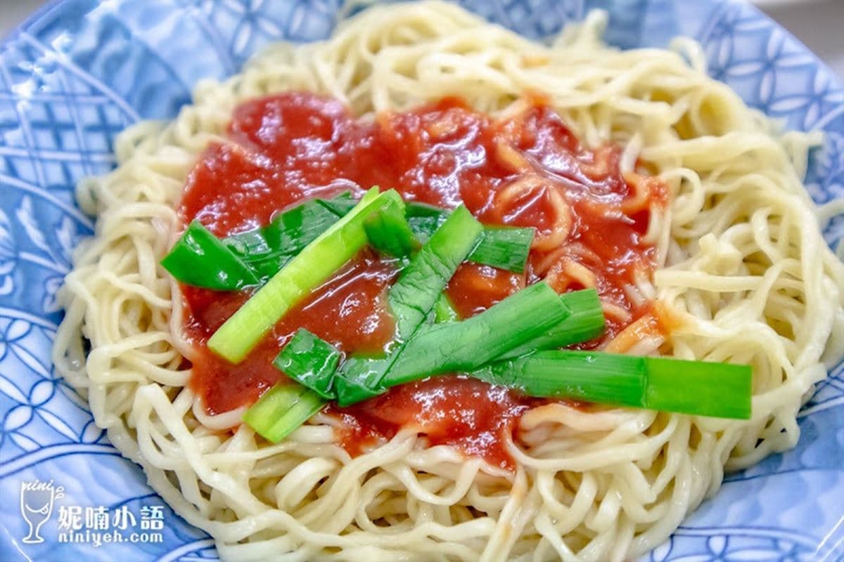 遊子返鄉投票必吃！全台12間「經典老字號」美食：百年煎甜粿、大稻埕意麵