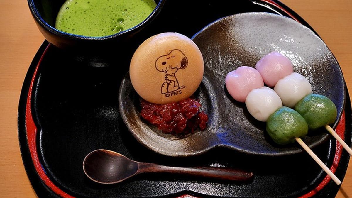 「三色糰子」的最中餅上也有史努比，超級吸睛！（圖片來源：MARUKO與美食有個約會）