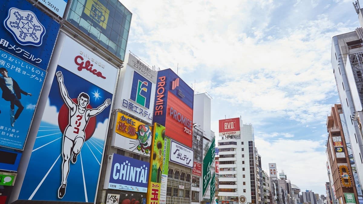 飯店交通方便，走10分鐘就可到道頓堀。（圖片來源：捷絲旅）