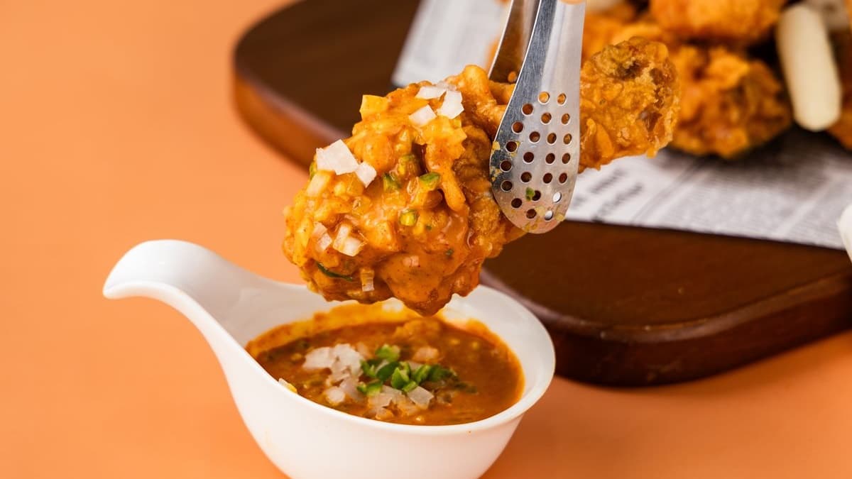 醬汁酸甜對味。圖片來源：bb.q CHICKEN