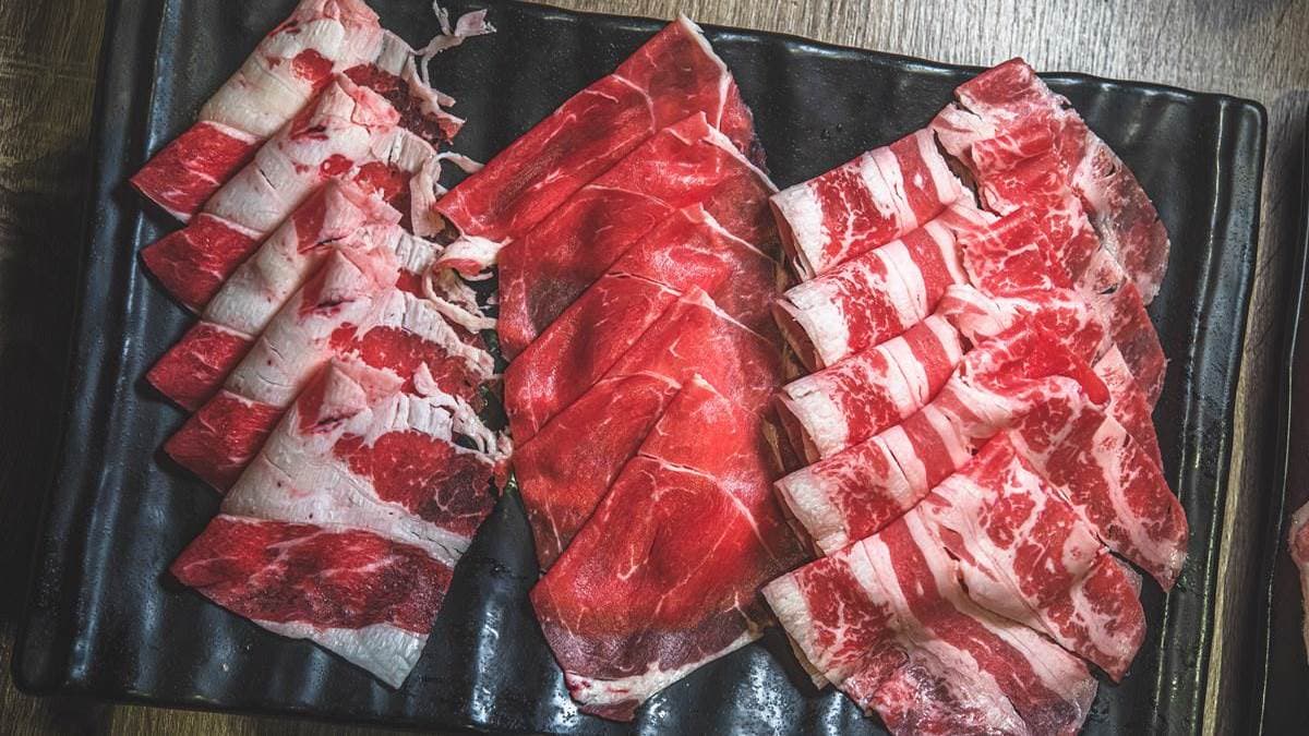 肉品品質真的滿棒的，現點現切。（圖片來源：潔妮食旅生活）