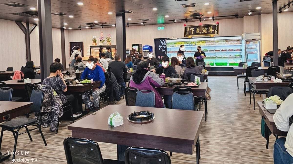店內用餐環境很乾淨，桌間與走道的距離很寬敞。（圖片來源：Yuki‘s Life）