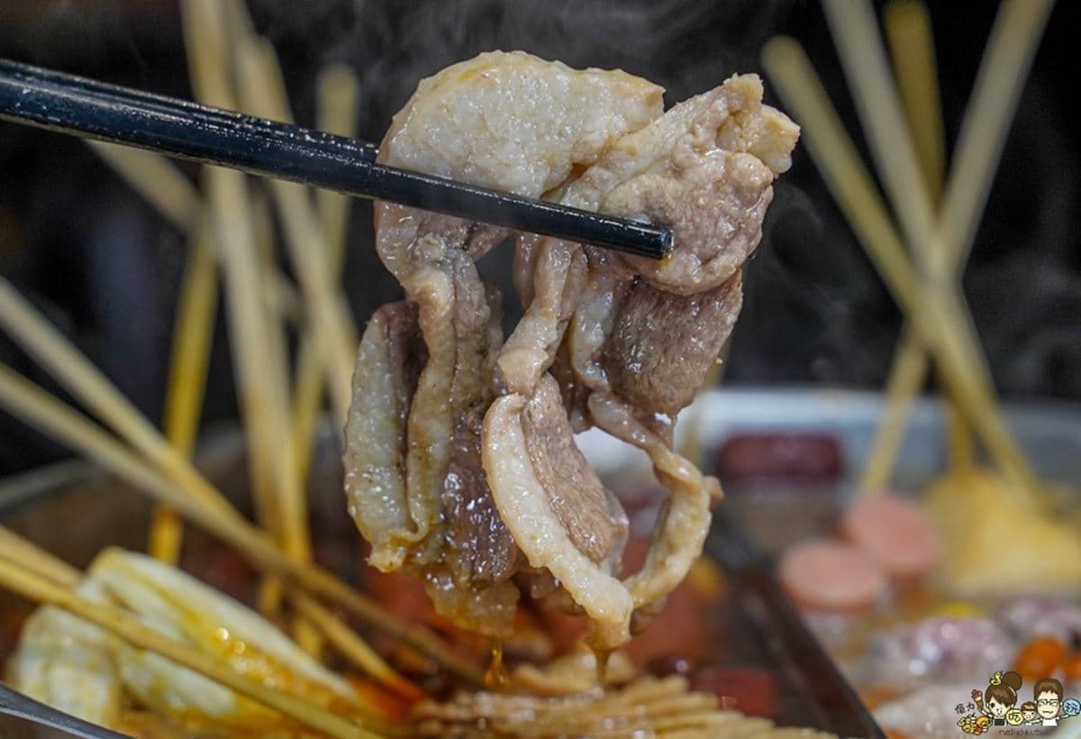 99元起串串火鍋吃到飽！超過40種食材無限自取，晚餐時段開到天亮有夠狂