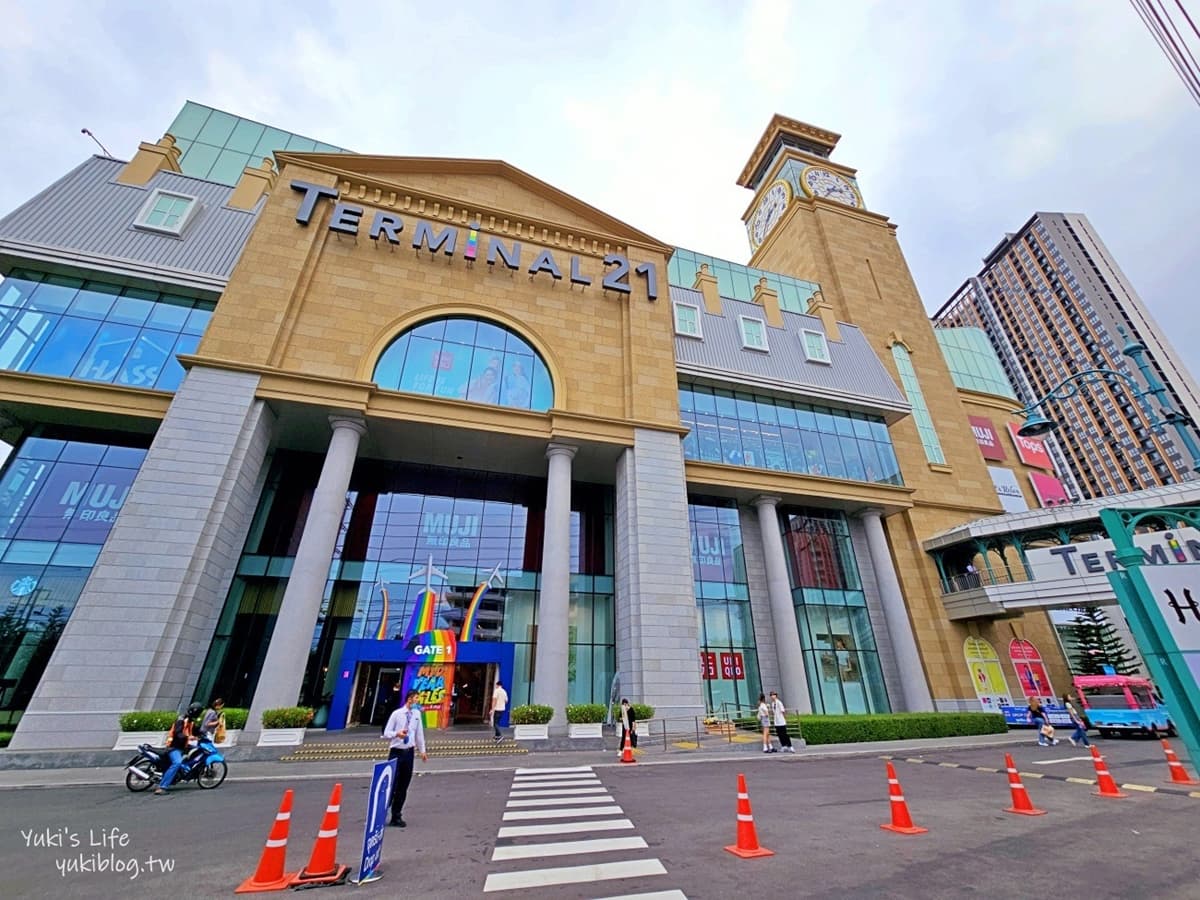 開箱最狂廁所！霍格華茲學院、拉麵店變身洗手間，藏身「環遊世界主題」百貨
